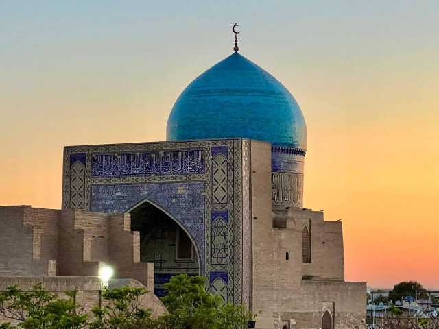 Parada no cruzamento na Rota da Seda