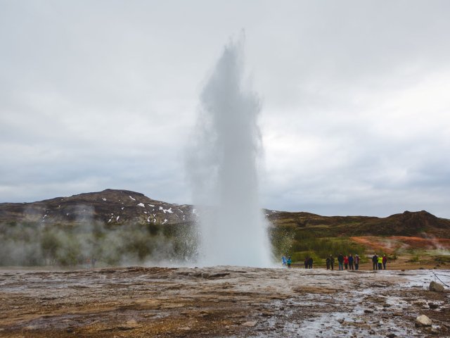 Islândia sob o sol da meia-noite: viagem de verão autoguiada de 5 dias