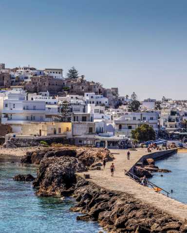 Tra vulcano e natura : Santorini & Naxos altrimenti