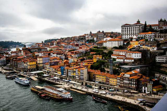 Porto, Aveiro and Coimbra: Douro Wine & Heritage Escape