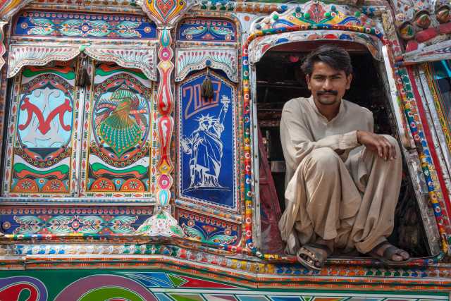 The best of trekking in the mountains of Pakistan and the cultural visit of the Hunza Valley.