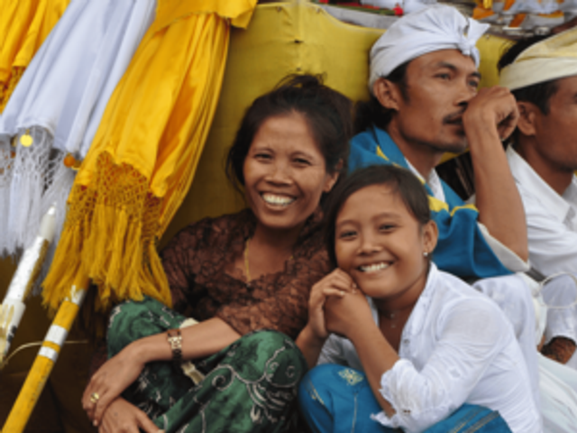 Viagem espiritual a Bali: ioga, purificação e reconexão no coração da ilha dos Deuses.