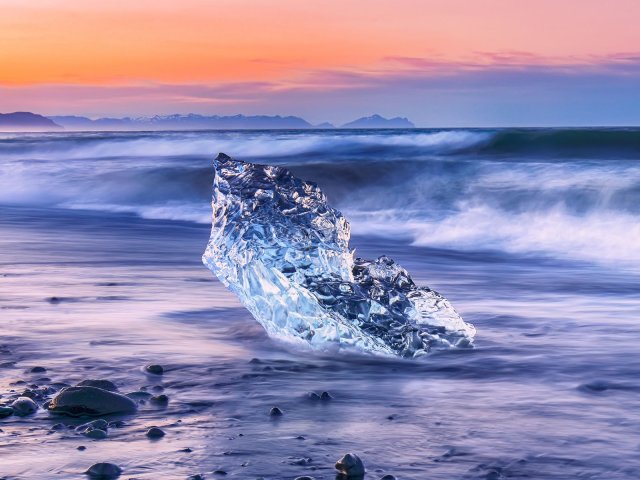 Islândia sob o sol da meia-noite: viagem de verão autoguiada de 5 dias