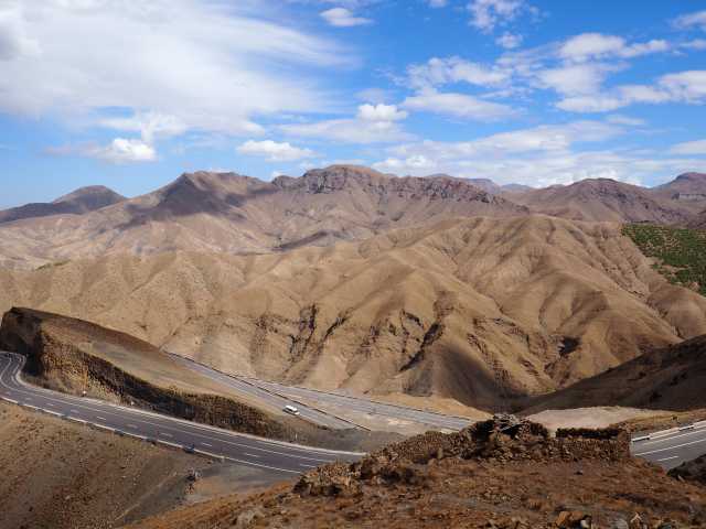 Sable y Oasis – Road trip al corazón del desierto marroquí