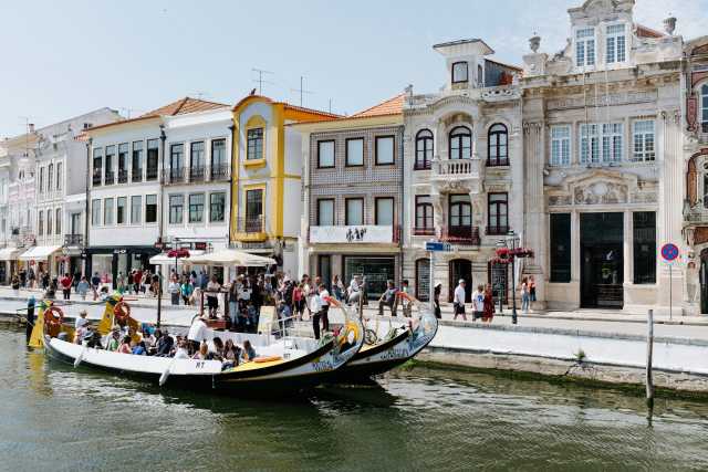 Porto, Aveiro and Coimbra: Douro Wine & Heritage Escape