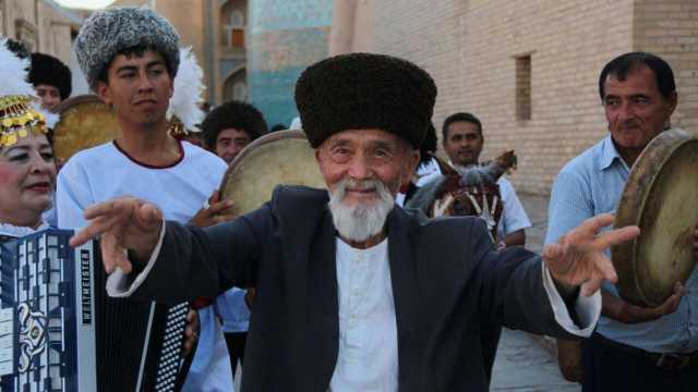 Das cidades lendárias da Rota da Seda ao vale dourado de Fergana
