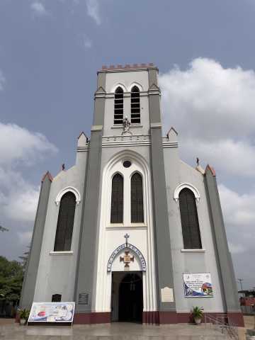 14 Tage Abenteuer ab Abidjan zur Entdeckung von Ghana, Togo und Benin.