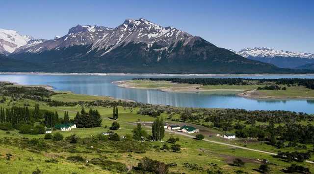 Légendes de la Patagonie : glaciers et pics imposants