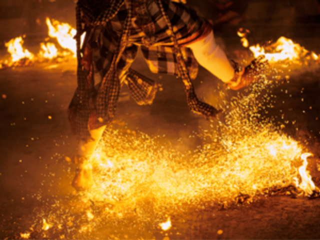 Viagem espiritual a Bali: ioga, purificação e reconexão no coração da ilha dos Deuses.