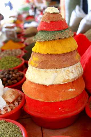 Gourmantour - experimente todos os pratos principais da culinária uzbeque.