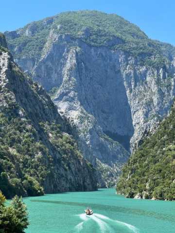 Out of This World, 13 Days in Alien Places