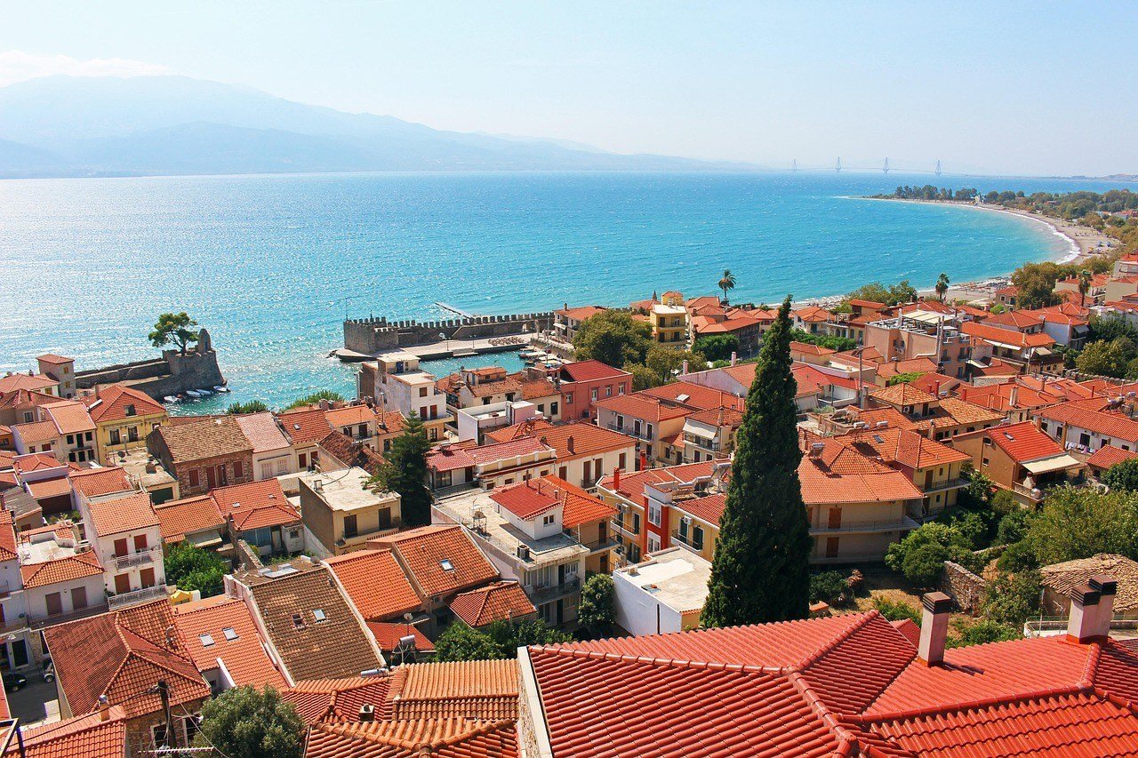 Grecia de sur a norte - En ruta hacia Galaxidi, vía el puente Rio-Antirio - Foto del día