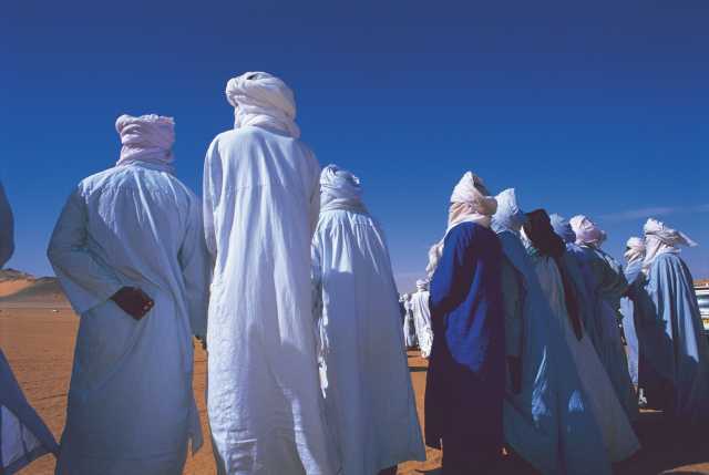 Authentic Algerian desert by 4x4.