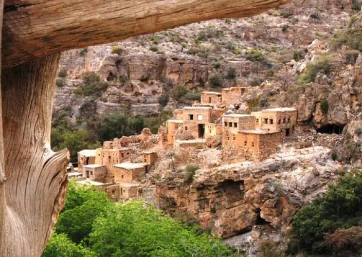 Lujosa puerta de entrada a Omán - 7 días de lujo con estilo - Explora la ciudad histórica de Nizwa con noche en las montañas de Jebal Akhdar - Foto del día