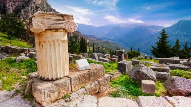 Athens Essentials – A City Break