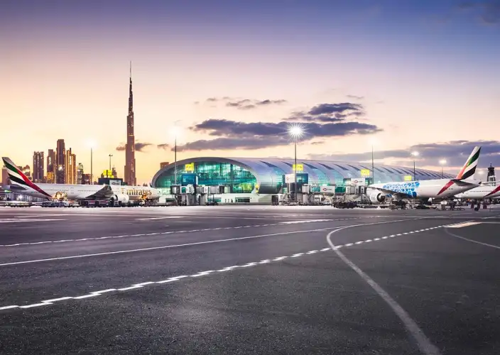 De Ultieme Dubai Express - Vertrek uit Dubai ✈️🏙️ - Foto van de dag