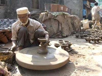 Gloire Rajput et majesté moghole : un voyage inoubliable en Inde - Visite de la communauté Bishnoïs - route vers la Ville Rose - Jaipur (330 km/6 h) - Visite de la communauté Bishnoïs - route vers la ville Rose - Jaipur (330kms/6h)