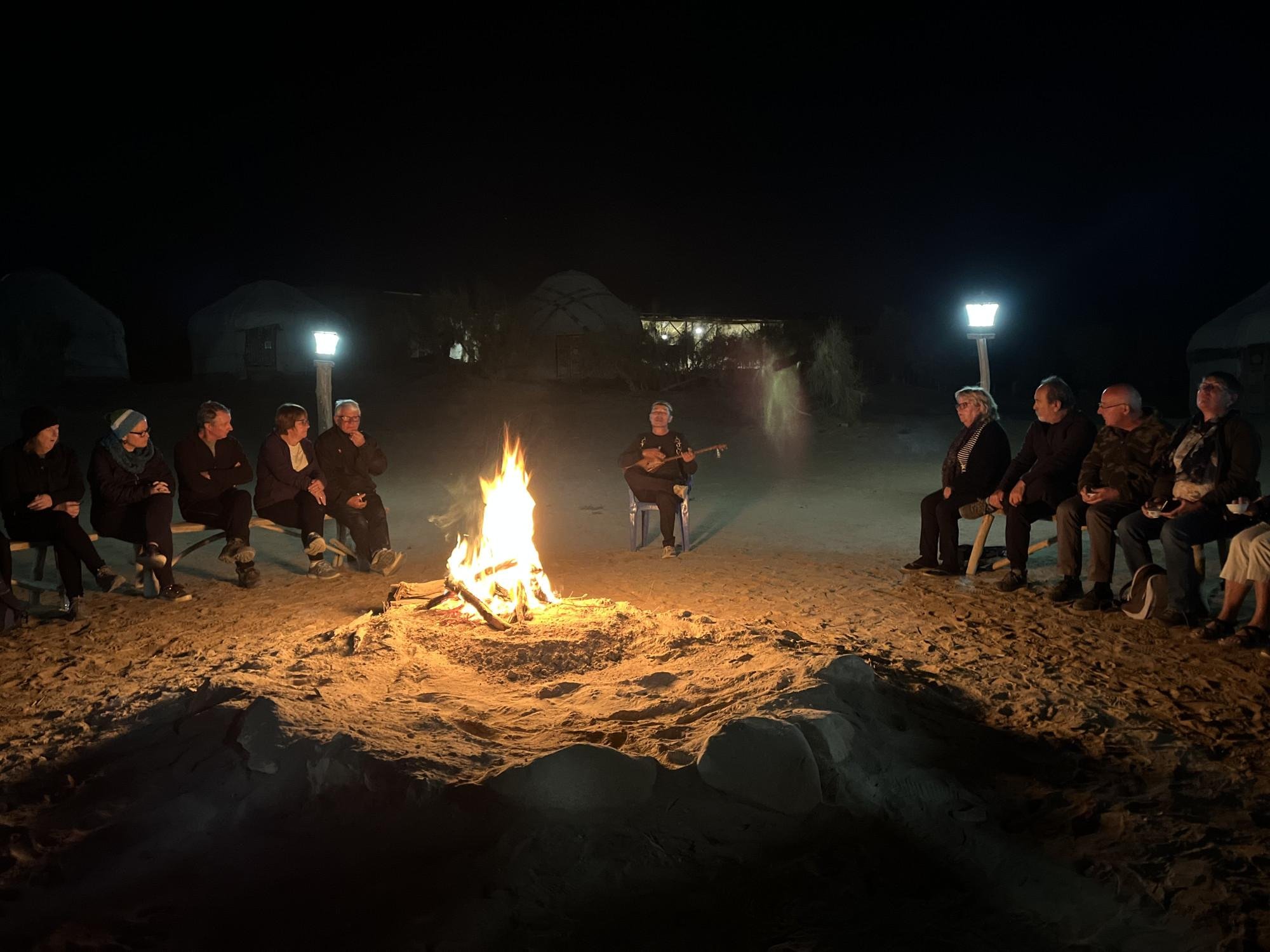 Des cités légendaires de la Route de la Soie à la vallée d’or de Ferghana - Boukhara – Guijdouvan – Nourata – Camp de yourtes - Boukhara – Guijdouvan – Nourata – Camp de yourtes