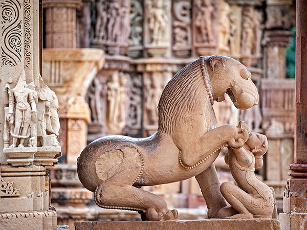 Découverte du Rajasthan, tigres et temples érotiques - Khajuraho - Bénarès (Varanasi) (en avion) - Khajuraho - Bénarès (Varanasi) (en avion)