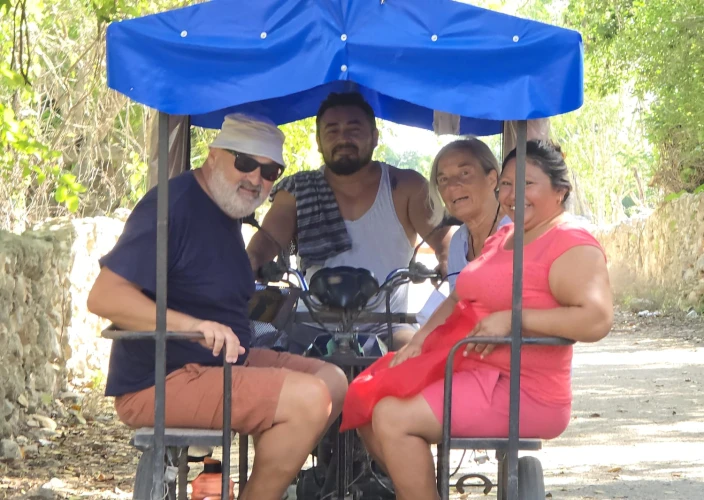 O circuito de Yucatán ☀️ - Passeio de moto-táxi e banho em cenotes - Foto do dia