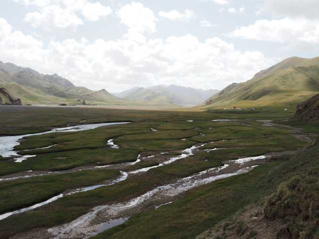 Passeio a cavalo sob medida no Quirguistão – Montanhas Celestiais