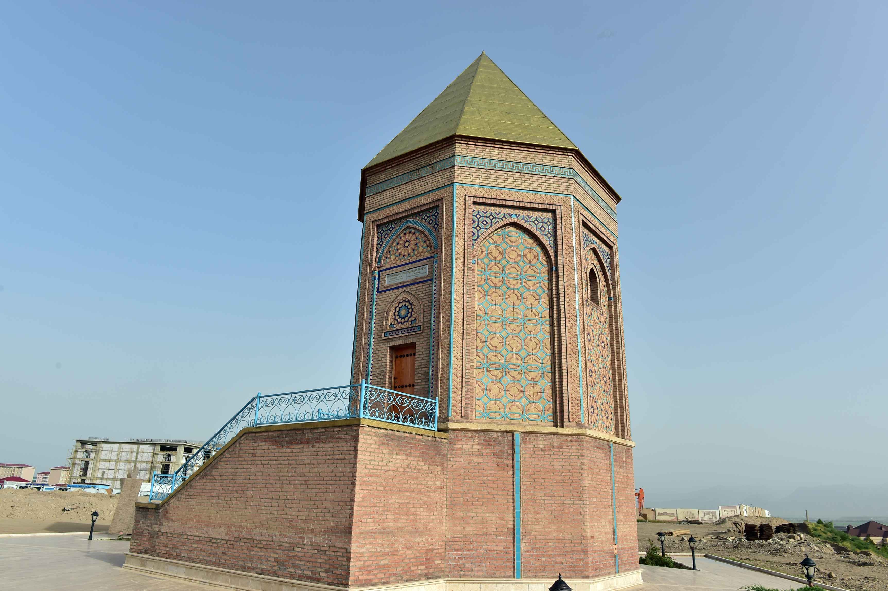 The charm of the bazaars - Kara Kelisa - Jolfa - Kara Kelisa- Jolfa