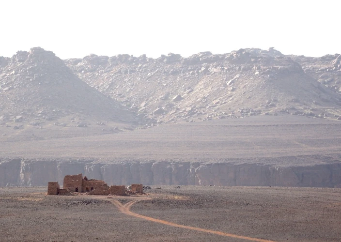 Chinguetti et l'Erg Warane, immersion dans les sables - Départ vers le plateau de l'Adrar. - Adrar, Fort Saganne et Amogjar