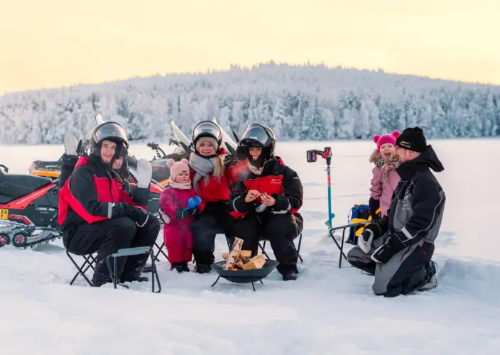 Retiro Ártico del Cartero - Abraza la magia de Laponia - Foto del día