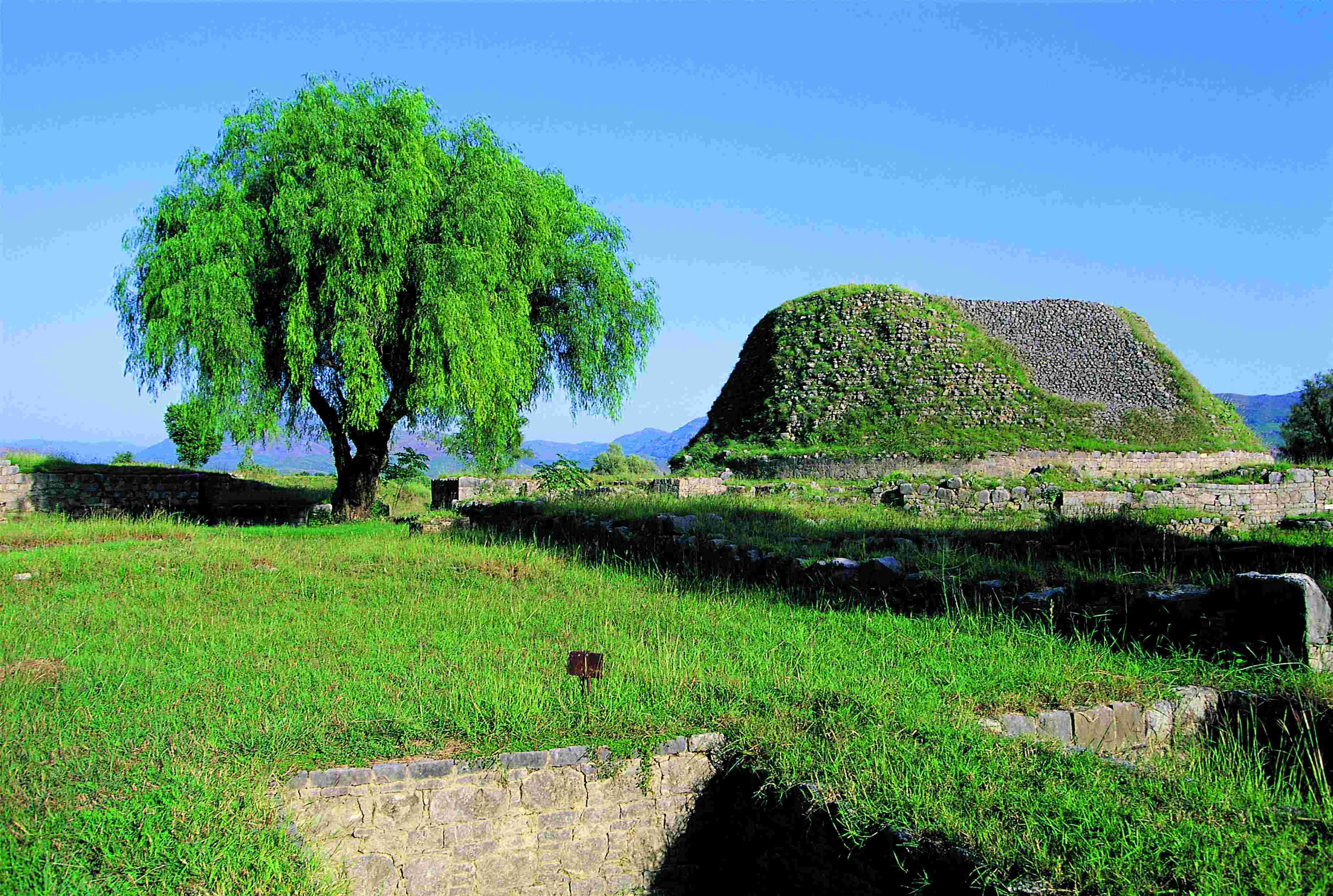 Visita a la civilización del Indo en el sur de Pakistán: Karachi, Mohenjo-Daro, Multan, Harappa, Lahore, Islamabad. - Vuelo de regreso - Vol de retour