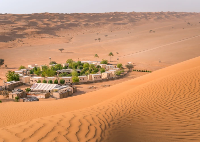 Maravillas de Omán: Una aventura de 5 días a través de la herencia y la naturaleza - Desierto al mar – Wahiba 🏜️ a Mascate vía Sur 🐟 y la pintoresca costa 🌊 - Foto del día