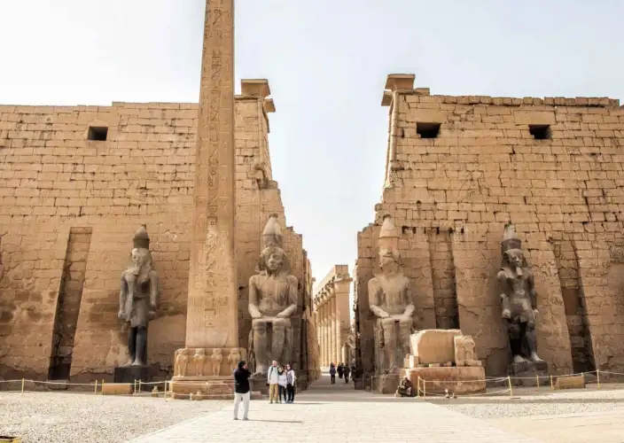 Egitto Svelato: 12 Giorni di Patrimonio e Scoperta - Vola a Luxor ed esplora la Riva Est 🚁🏛️🚢 - Foto del día