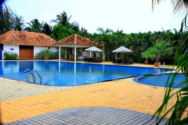 Ayurvedische Kur und Ausflug nach Munnar