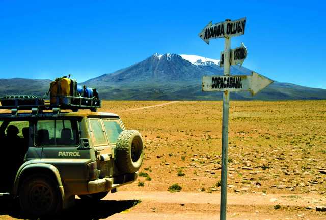 Caravana andina: travesía de los Andes al ritmo de las mulas del Altiplano.