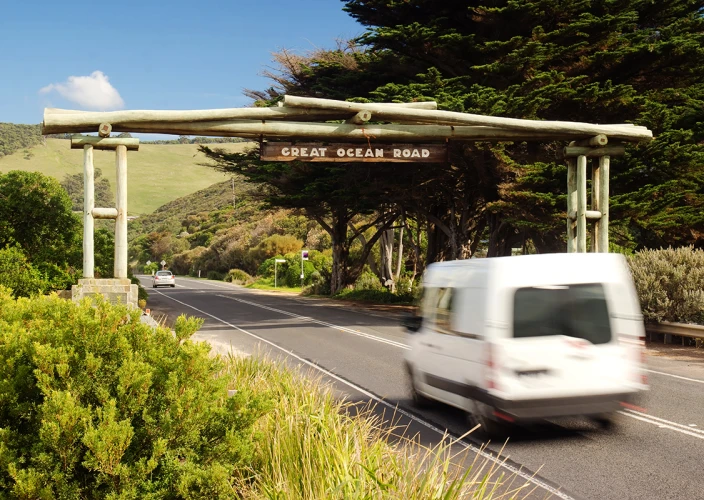 Campervan Hire - The Great Ocean Road - The Great Ocean Road Sign - Photo of the day