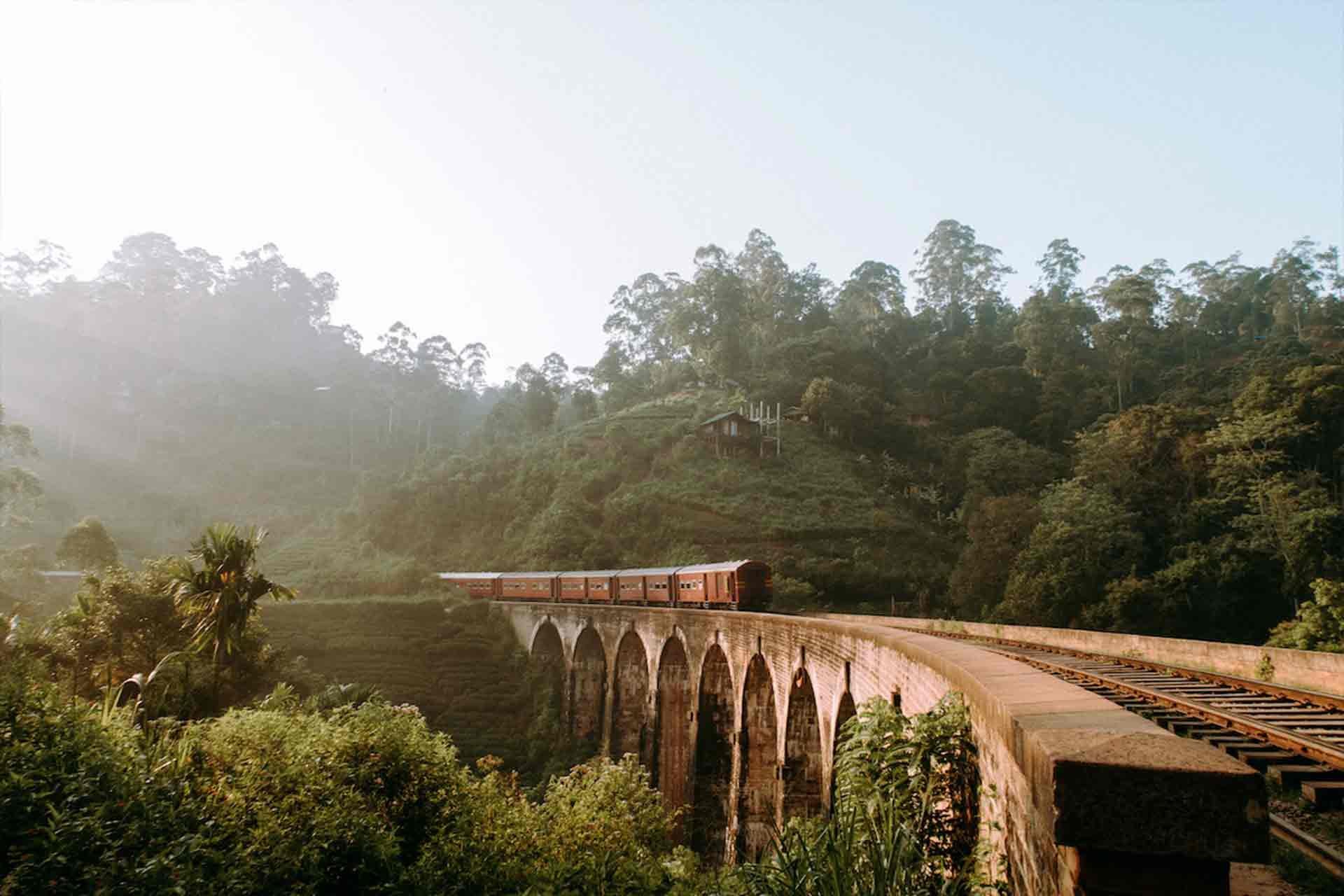 As pedras preciosas no Sri Lanka - Ella a Nuwara Eliya, a Ramboda Falls e a Kandy (5h incluindo 2h de trem) - Ella a Nuwara Eliya a Ramboda Falls et Kandy(5h dont 2h de train)