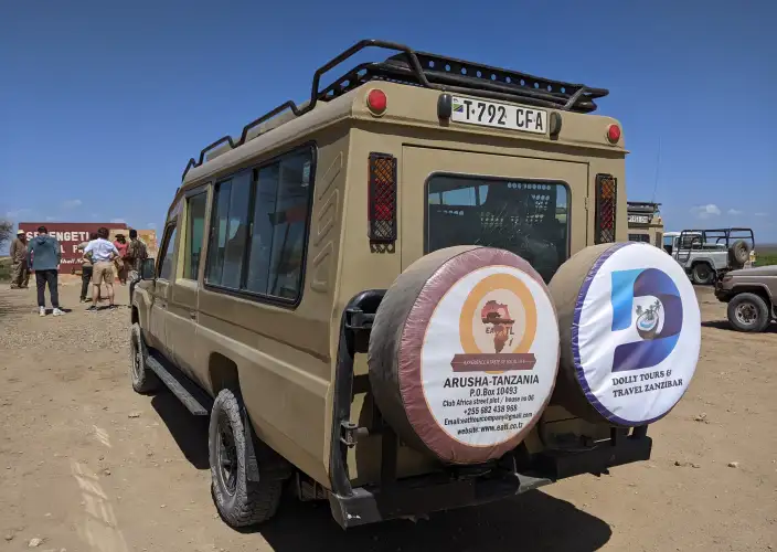 14 Días de Safari y Arena: La Escapada de Luna de Miel en Tanzania - Llegada a Arusha - Foto del día