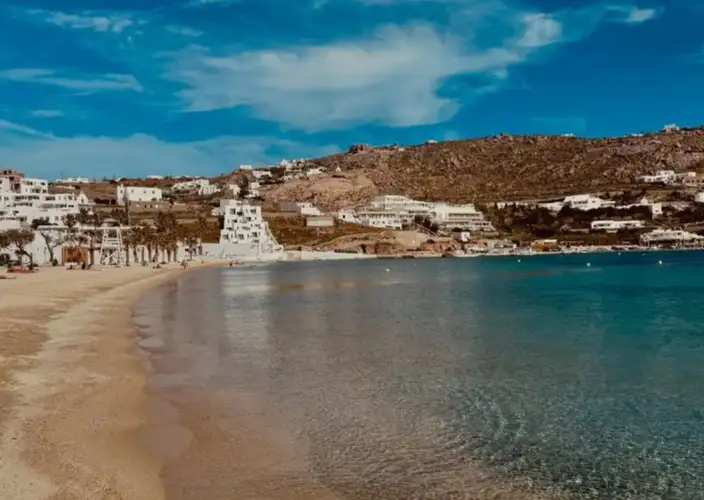 Une histoire d'amour en Grèce : Athènes, Mykonos, Paros & Santorin - Mykonos | Style de vie plage & île - Photo du jour