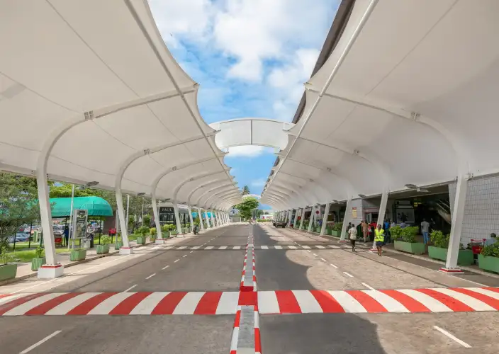 Experiência com Gorilas das Terras Baixas em África: Último Éden "GABÃO" - Chegada a Libreville - Foto do dia