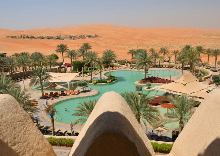 Soggiorno completo negli Emirati Arabi Uniti - 9 giorni - Giornata intera ad Atlantis Aquaventure, Lost Chambers e crociera in dhow con cena alla marina. - Journée complète à Atlantis Aquaventure, Lost Chamber et Croisière en Dhow avec diner à la Marina