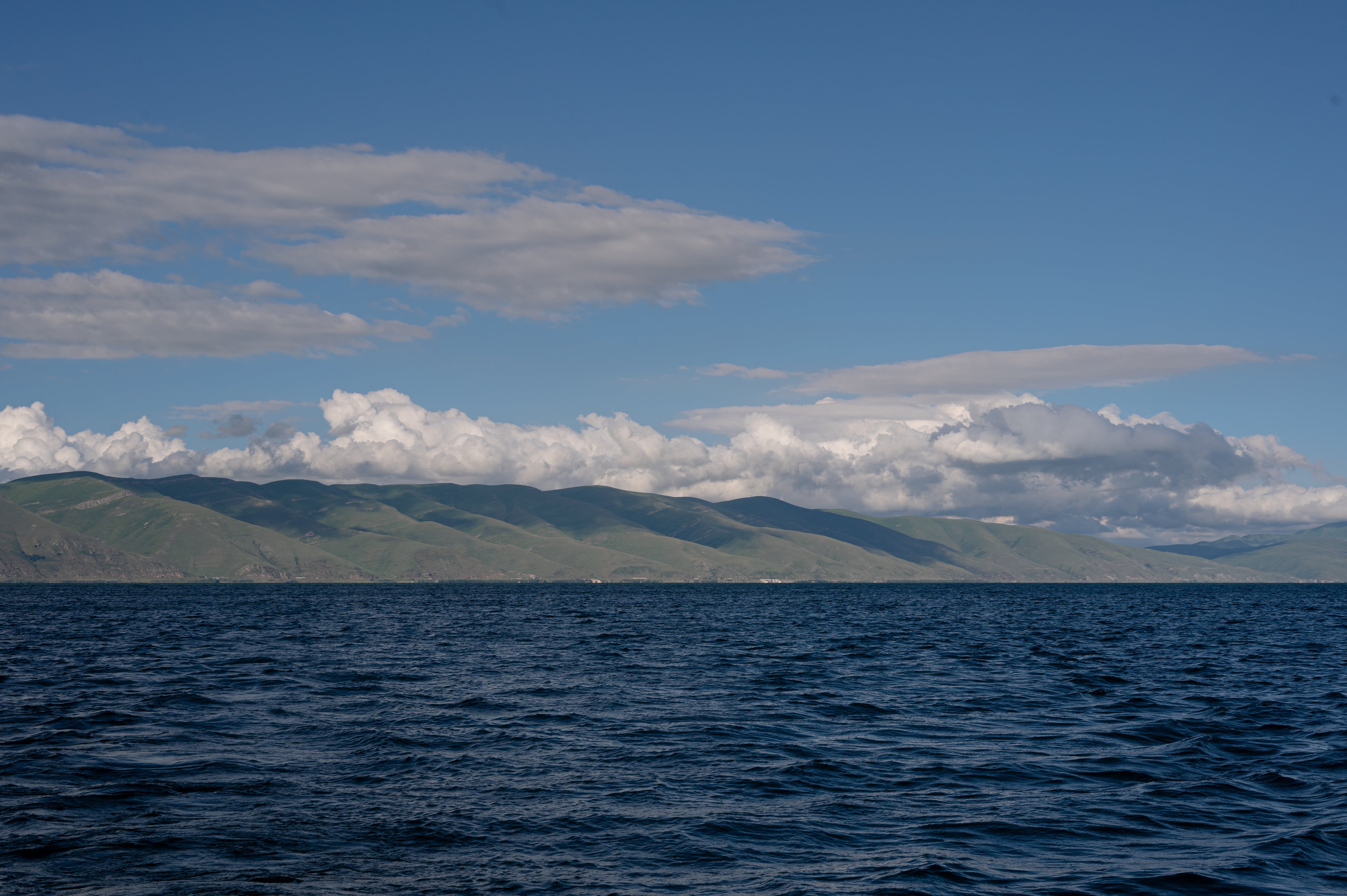 En el corazón de las montañas y los lagos armenios - En la Ruta de la Seda hasta el lago Sevan - Foto del día