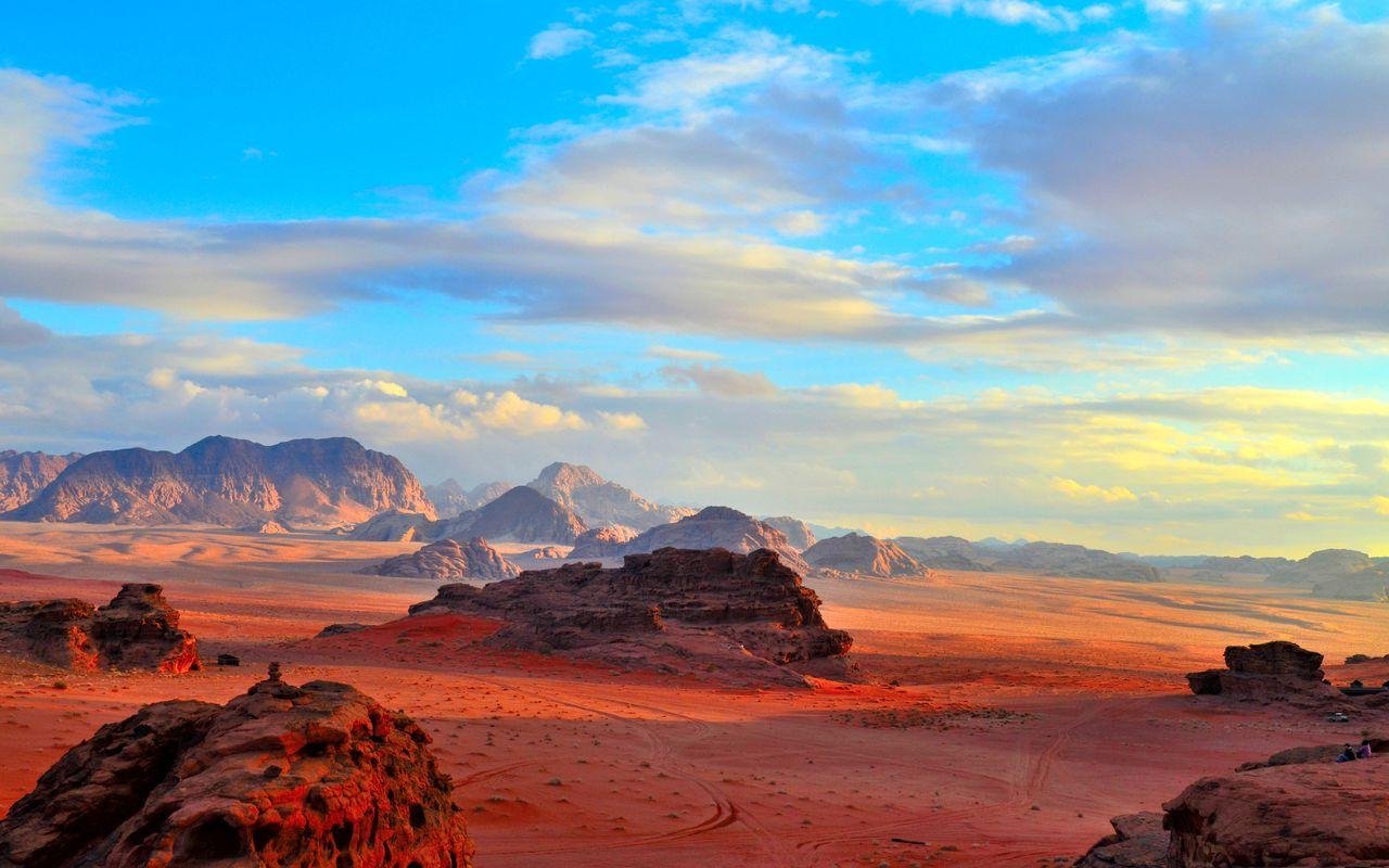 Autotour tra mare e sabbia: scopri la Giordania in 8 giorni. - Piccola Petra - Wadi Rum (Tour in jeep) - Petite Petra - Wadi Rum (Tour en Jeep)