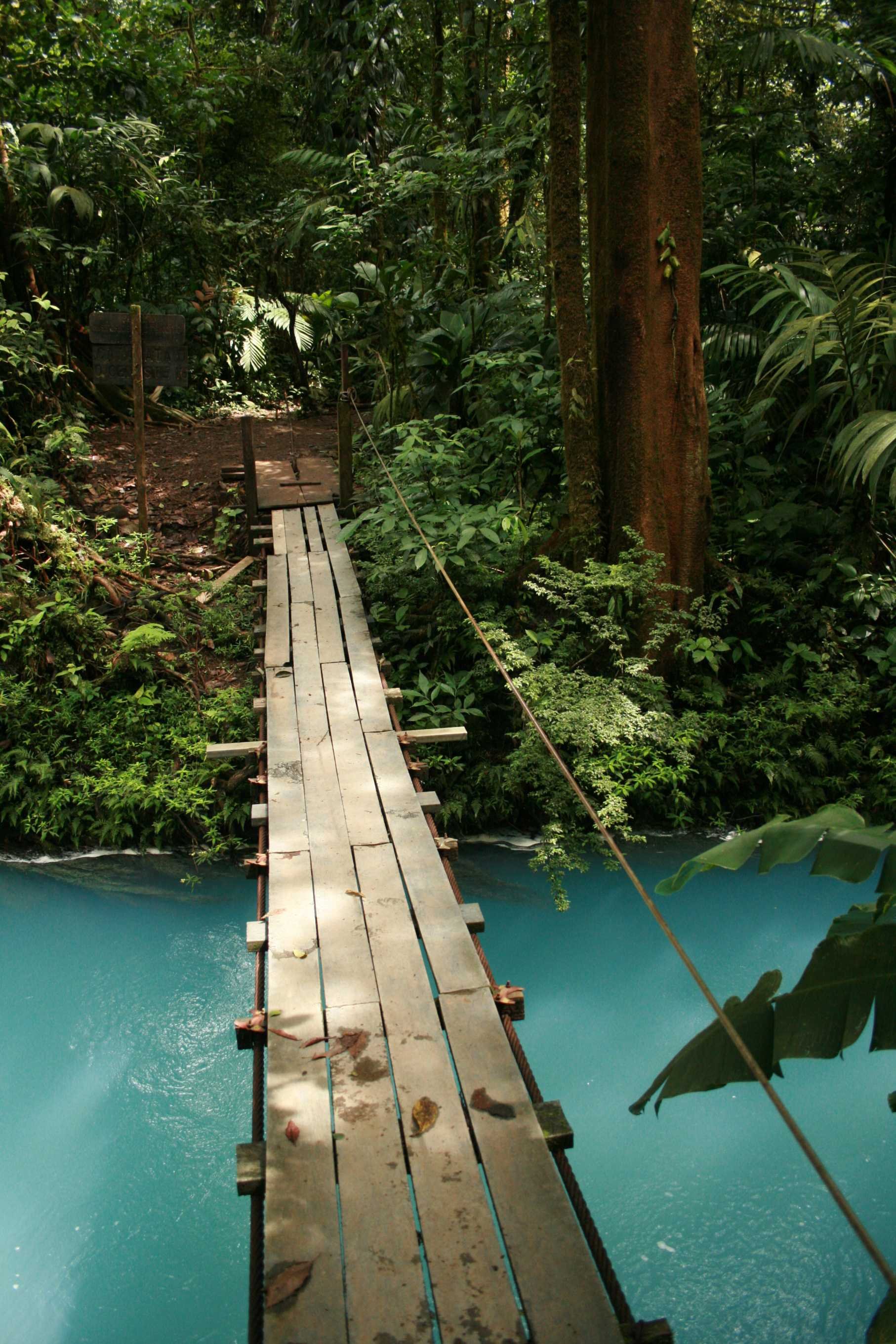 Descubrimiento del verdadero Costa Rica, orientado hacia la tierra y la agricultura. - Volcán Tenorio y Parque Nacional Carara - Volcan Tenorio et Parc National Carara