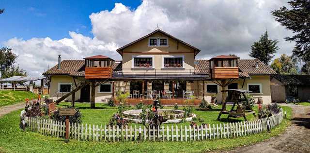 Cayambe Cóndor Express