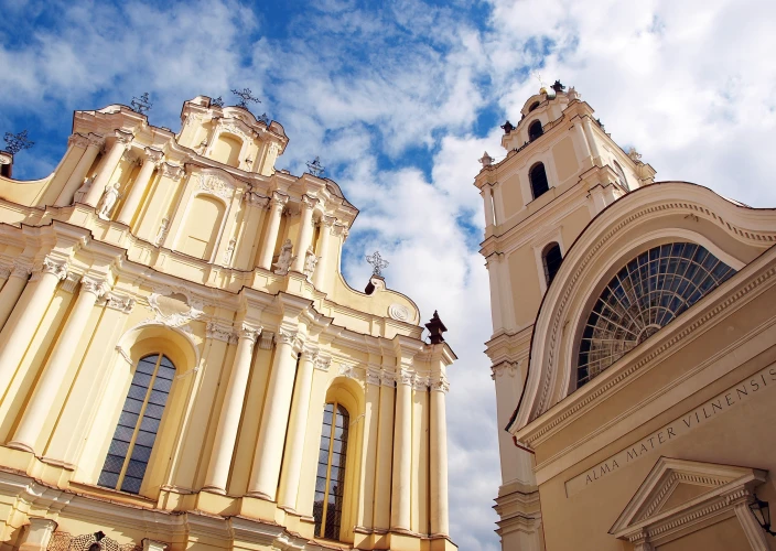 Baltic Express : Tallinn - Riga - Vilnius - Vilnius, pérola barroca, e Trakai, vila sobre a água - Foto do dia