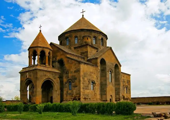 Armenia en 9 días / 8 noches - Echmiadzín / Zvartnots / Santa Hripsimé - Foto del día