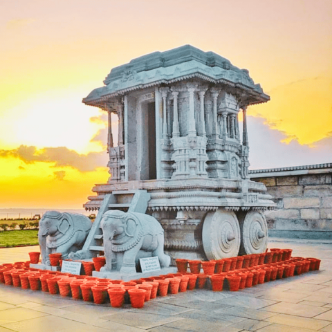 Circuit d'architecture des temples du sud de l'Inde: a guided, private, and exclusive journey through UNESCO World Heritage sites