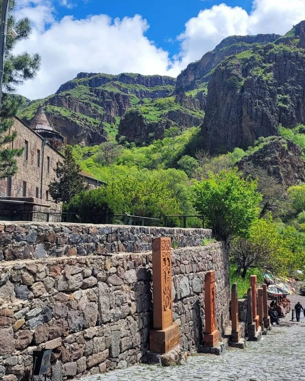 The colors of Armenia - Yerevan / Khor Virap / Noravank / Karahunj / Goris - Photo of the day