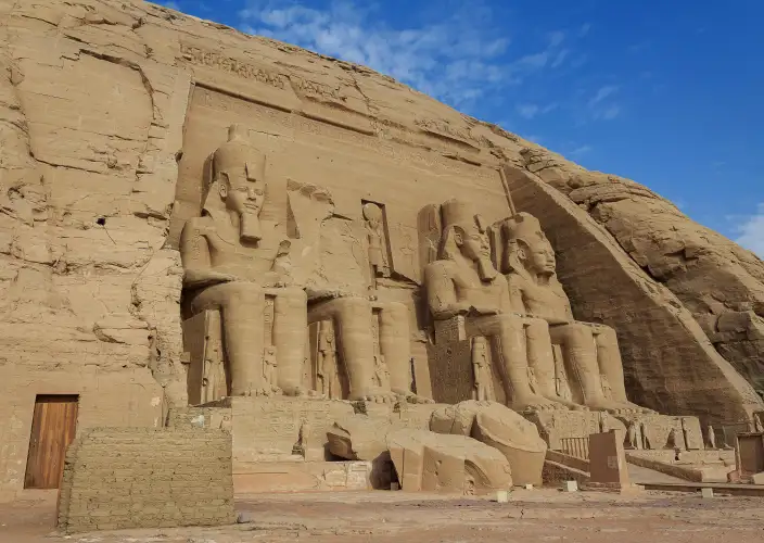 The treasures of Cairo and the cruise from Luxor to Aswan - Aswan - Abu Simbel