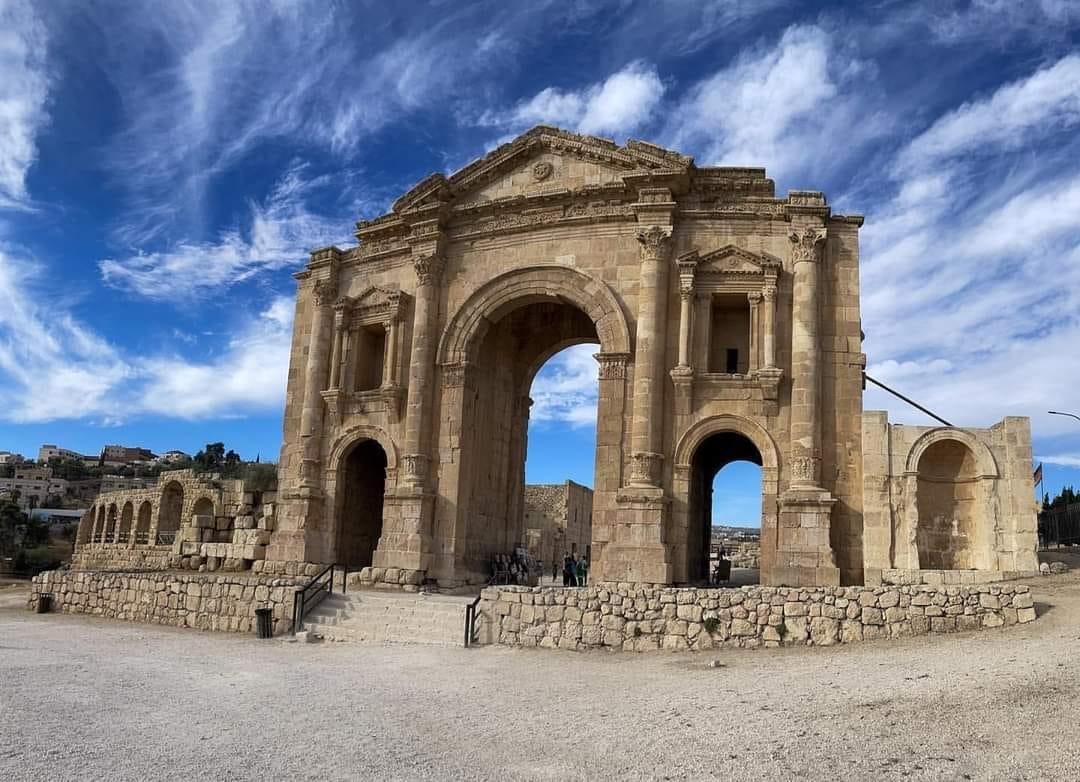 Lawrence da Arábia - AMMAN / UMM QAIS / JERASH / AJLOUN / AMMAN - bcd9c830e98da38abc8c925ff580da28