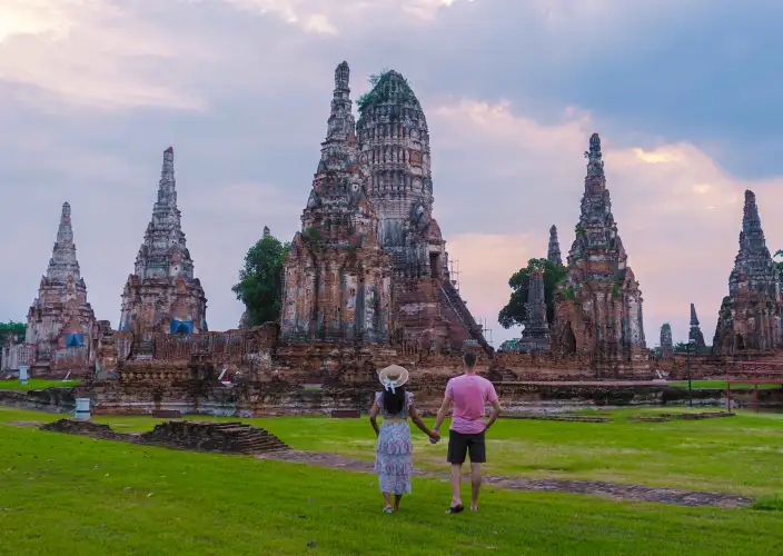 Essentiële hoogtepunten van Thailand: Bangkok, Chiang Rai en Chiang Mai - BANGKOK - AYUTTHAYA. Treinmarkt, drijvende markt Damnoen Saduak en transfer naar Ayutthaya - Foto van de dag